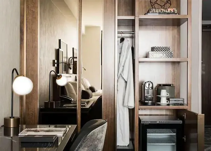 Londonhouse Chicago, Curio Collection By Hilton Hotel 4*