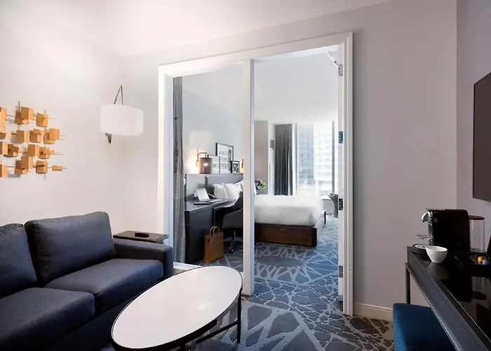Londonhouse Chicago, Curio Collection By Hilton Hotel