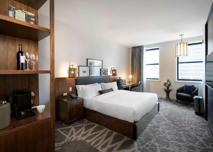 Londonhouse Chicago, Curio Collection By Hilton Chicago