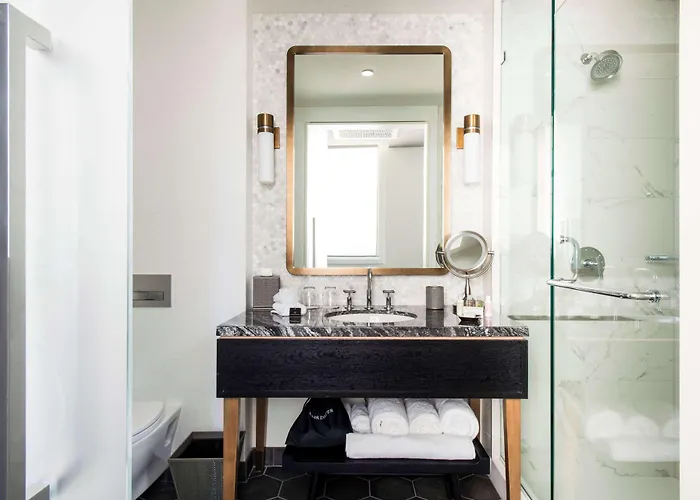 Londonhouse Chicago, Curio Collection By Hilton 4*