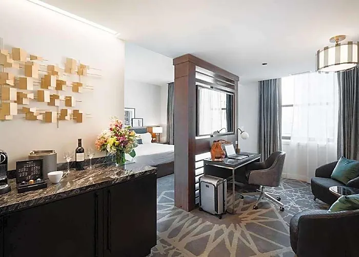 Hotel Londonhouse Chicago, Curio Collection By Hilton 4*