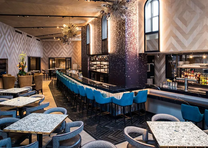 Londonhouse Chicago, Curio Collection By Hilton Chicago